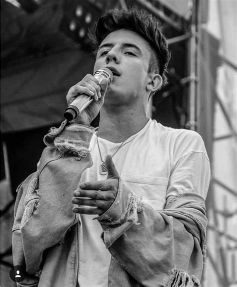 Dawid kwiatkowski (@kwiatkowsky) on tiktok | 10.6m likes. Dawid Kwiatkowski | Popular people, Cute boys, Singer