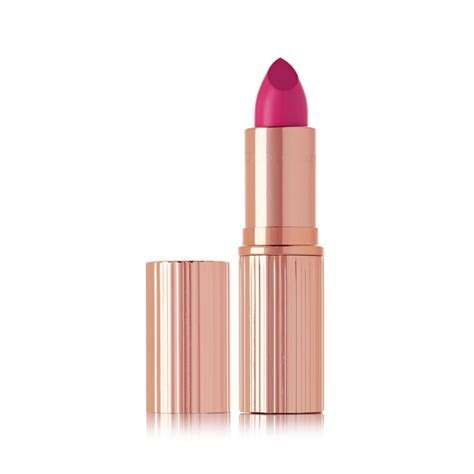 Sheer bis matt - Was bedeuten Lipstick Finishes?