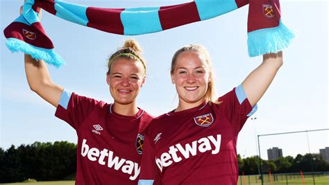 The official west ham united website with news, tickets, shop, live match commentary, highlights, fixtures, results, tables, player profiles, west ham tv and more. A new era for West Ham United's women | West Ham United