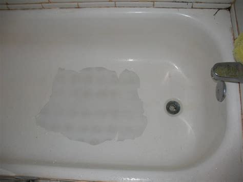 Sure, $30 will get you a refinishing kit at the local home improvement center. Bathtub Surface Refinishing Project Failures | Pay ...