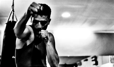 La boxe è uno sport che ti aiuta a scolpire braccia, gambe e dorso, fa bene al cuore e stimola la circolazione sanguigna. Il pugilato di casa nostra è già proiettato nel futuro ...