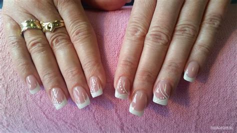 Wedding nails, white butterfly nail, butterfly nails, mac eyeshadow nails, mac reflects pearl, bride and groom nail, cute wedding nail, easy wedding nails. fehér francia - műköröm minta, műköröm minták