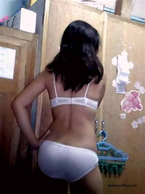 Homemade scenes show real passion between couples at xhamster. Desi Bhabhi in Bra Panties (सेक्सी महिला ...