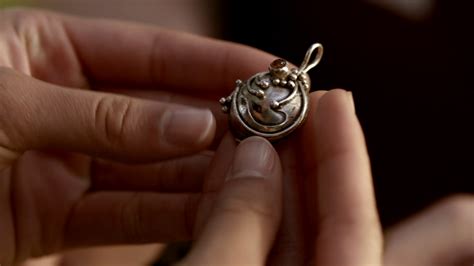 The vampire diaries necklaces elena gilbert lucky verbena neckal. Uzzini kāds talismans atbilst tavam dzimšanas gadam ...