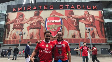 Sl benfica sporting cp stadium and museum tour lisbon portugal. Ambiente de festa no Emirates Stadium - SL Benfica