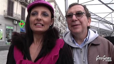 Il prend 2 bite dans son cul : Milf italienne baise avec un français à grosse bite