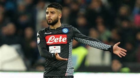 Check out his latest detailed stats including goals, assists, strengths & weaknesses and match ratings. Insigne fuori in Napoli-Juventus. Pareri discordanti sull ...