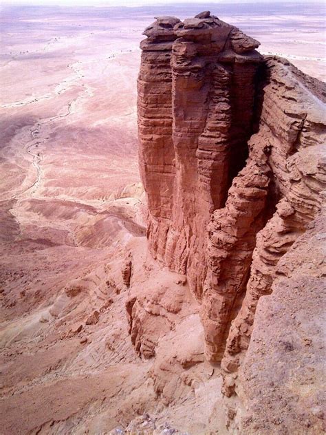 Contemporary art from the kingdom of saudi arabia. Edge of the World, Riyadh, Saudi Arabia | Natural landmarks