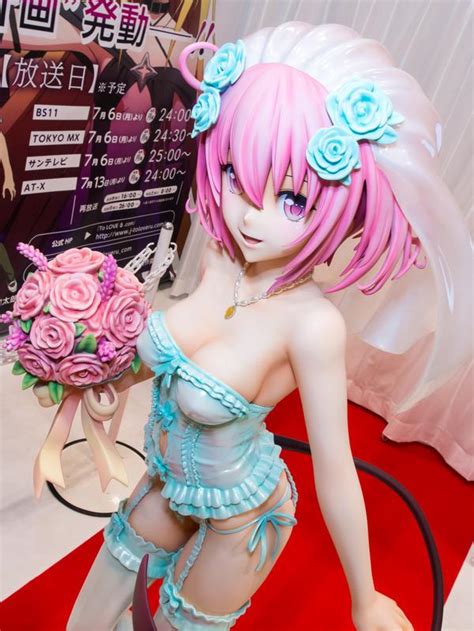 Entertainment store is one of the largest figures & statues merchandise store in india. Max Factory 3D Prints Sexy Life-size Manga Character from ...