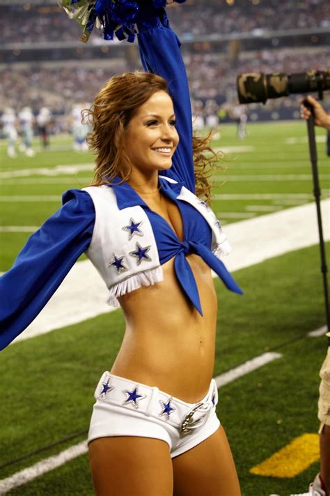 Dallas cowboys cheerleaders cheering at a dallas home game. Pro Cheerleader Heaven: The Dallas Cowboys Cheerleaders ...