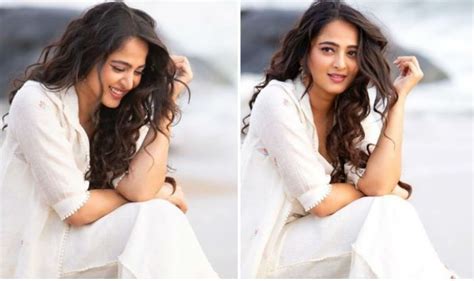 Anushka shetty hot and gorgeous tamil top leading female actress has huge instagram fan. Baahubali Actor Anushka Shetty Meets With Accident During ...