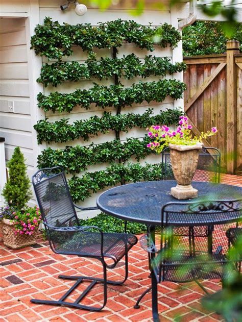 Garden ideas on a budget can be just easy. 15 DIY Living Garden Structures You Will Admire - Digging ...