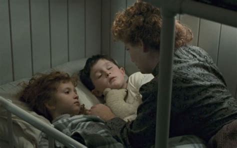 She seduces her son in order to stabilise his sexuality and this brings in an atmosphere of absolute fright and horror as their lives culminate in the most tragic of ways you could ever imagine. Real heartbreaking story of "Titanic" Irish mother and son ...