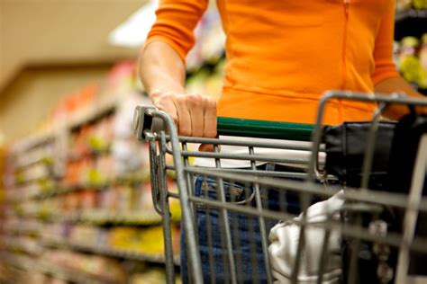 For many, thanksgiving dinner is all about sitting down to a hearty meal with the ones you love. How to get a pre-made Thanksgiving meal from the grocery ...