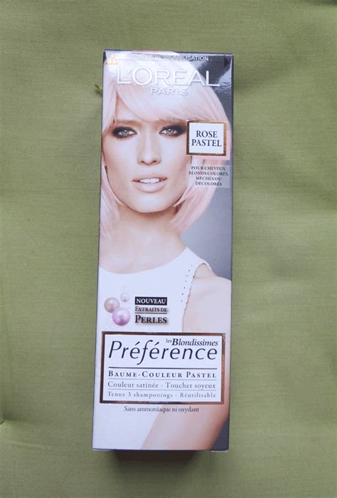 Studio est décliné en 4 couleurs : couleur cheveux rose pastel