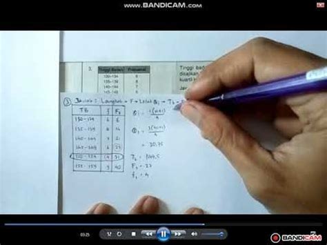 100%(1)100% found this document useful (1 vote). Contoh Latihan Soal: Soal Matematika Tentang Statistika Kelas 12