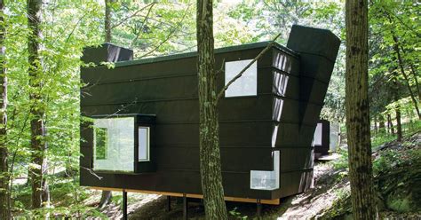 Gifted lawyer robert broudie, civil rights campaigner and champion of the underdog, leapt to his death from the top of liverpool cathedral in october last year. How Architect Steven Holl Brings Light Into Homes