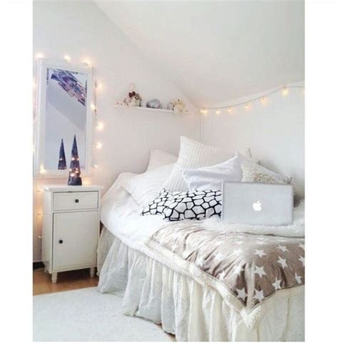 Stanze da letto per ragazze ~ camere da letto per ragazze ecco semplici consigli per avere una camera in stile tumblr, ovvero come si. Foto Di Camere Da Letto Tumblr | Joodsecomponisten