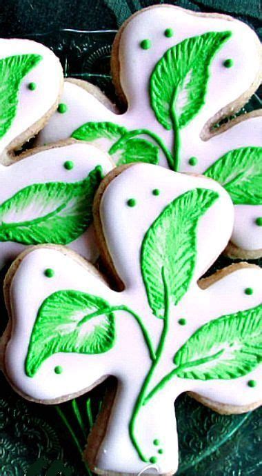 Patrick's day treat or for any day you're craving a sugar cookie. Pin by Ashley Ford on HOLIDAYS: ST. PATRICKS DAY | Sugar cookies, Cookies, Sugar