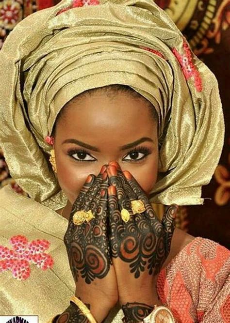 Henna tattoos have become more than a souvenir from the east. Pin by Monica Mitchell on ♀Queens/Models/Goddess♀ | Henna ...