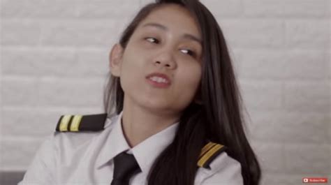 Contact athira fajrina on messenger. Jadi Pilot Wanita Bergaji Selangit, Athira Farina : Cowok ...