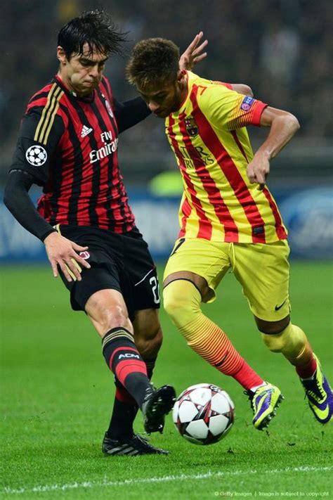 He finished second to kaka in the ballon d'or race but there was no stopping him in the pfa running. Kaka vs. Neymar (22/10/13)