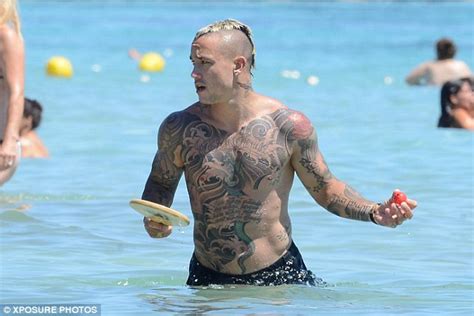 Ecco una lista di opinioni su nainggolan tattoo. Radja Nainggolan would be tempted by Real Madrid move ...