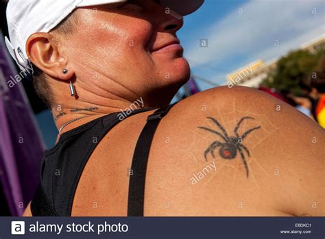 What Is The Meaning Of A Black Widow Spider Tattoo - Black Widow Spider ...
