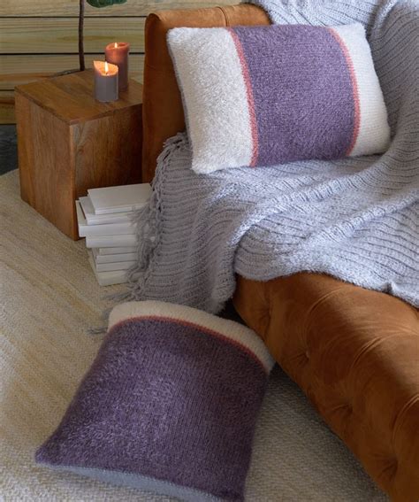 Choose your four favorite colors for a sweater that's uniquely. Free Knitting Pattern for Color-Block Knit Pillows ...