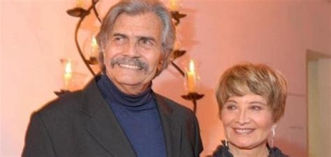 Aracy no 26º prêmio da música brasileira em 2015. Tarcísio Meira e Glória Menezes deixam a Globo após 53 anos