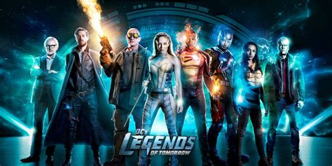 The legends work with the flash, supergirl and green arrow to kill the invaders; DC's Legends of Tomorrow Cast, Crew Talk Season 3