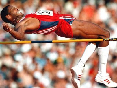 The men's long jump world record progression lists records ratified by the international association of athletics federations (iaaf) starting in 1912. Photos - Track 07-08 - Javier Sotomayor