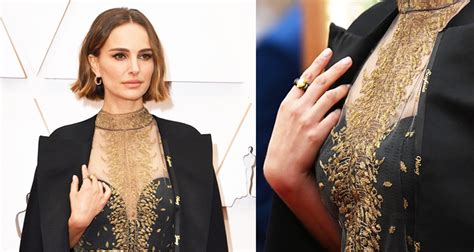 Natalie portman embroidered her dior cape with all of the female directors who weren't nominated for #oscars. Natalie Portman's Oscar outfit has names of snubbed female ...