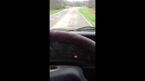 99 Jeep Cherokee Death Wobble - YouTube