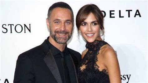 Raoul bova e rocio munoz morales sono bellissimi e la loro storia d'amore prosegue più forte e consolidata che mai. Rocio Morales in crisi con Raoul Bova