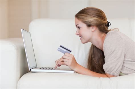 Offers a line of merchant services, online merchant accounts, and credit card processing pos software and hardware. Online Credit Card Processing: Everything Your Business ...