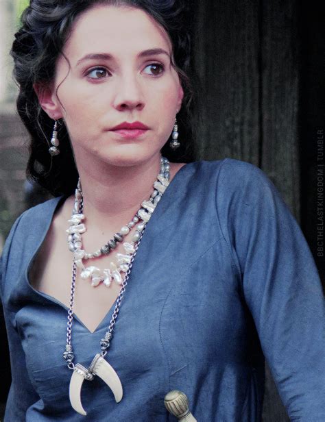 She loaned out tiaras and borrowed them from others. Ingrid. Charlie Murphy as Iseult | The Last Kingdom 1x07 ...