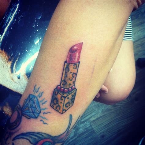 Classic tattoo is the first shop in fullerton, now owned by tim hendricks, a fullerton native. Lipstick tattoo I did in Fullerton ca Jill sarratt ...