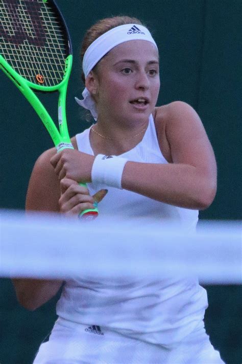 Ostapenko šī bija ceturtā spēle četrās dienās. Jeļena Ostapenko Net Worth 2018: What is this tennis player worth?