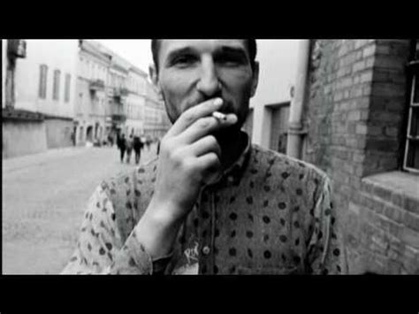 Все, что нужно знать сегодня. Звуки Му & Петр Мамонов. "Бумажные цветы". 1989 - YouTube ...