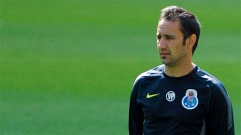 Futebol clube do porto, mhih, om (portuguese pronunciation: Império Futebolistico: Oficial : Vitor Pereira é o novo ...