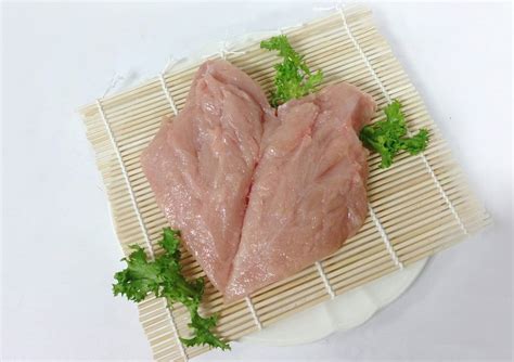 Yuk, kreasikan stok ayam di kulkas anda dengan 5 resep ayam dada berikut ini. Tips Membuat Mie Ayam Sehat untuk Keluarga Tercinta