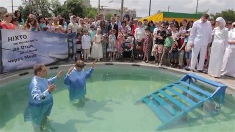 Свято хрещення господнього відоме всім. Хрещення 2015р. Церква "Фіміам" - YouTube