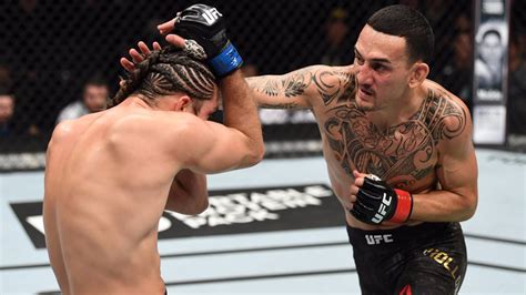 He currently competes in the featherweight division for the ultimate fighting championship (ufc). Max Holloway Targets A Champion vs. Champion Fight With Khabib Nurmagomedov - MiddleEasy.com