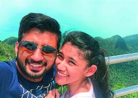 Manpreet singh pawar, the captain of the indian hockey team recently married his beloved partner from malaysia, illi najwa saddique. News for 07 September 2015