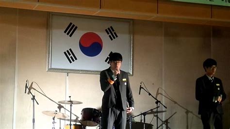 전미대학체육협회(ncaa) 남자농구 디비전1에서 활약하고 있는 이현중(20·201cm)이 성공적인 첫 시즌을 보냈다. 2015이현중학교 장기자랑-노래 (제목을모름) - YouTube