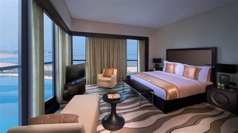 Abu dhabi, 1.0 miles to hotel sofitel abu dhabi corniche. Sofitel Abu Dhabi Corniche - Room_Imperial_12