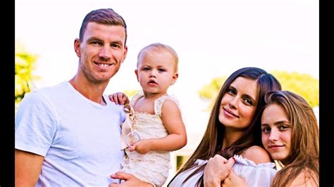 Edin dzeko, amra e una ❤️. Edin Džeko and his wife Amra Silajdžić - YouTube