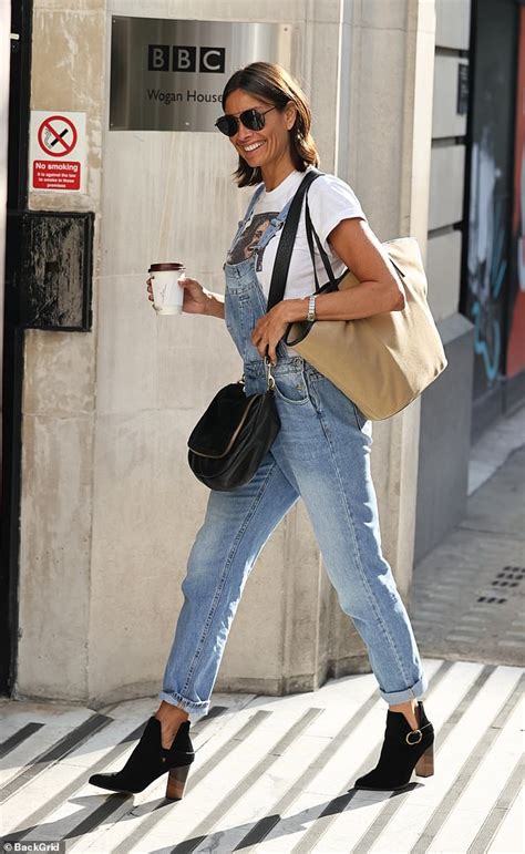 Melanie ann sykes is an english television and radio presenter, and model. Melanie Sykes opts for fun denim dungarees as she arrives ...