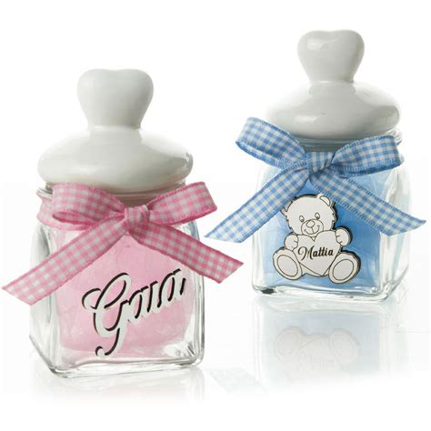 Il formato mignonette (0,2 l) è personalizzabile con swarovski elements e rimarrà un ricordo originale del vostro matrimonio. Bomboniere Battesimo & Nascita Barattolino